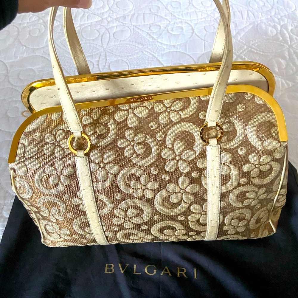 BULGARIA /Bvlgari  Large Handbag Ostrich and Silk. Gold Hardware